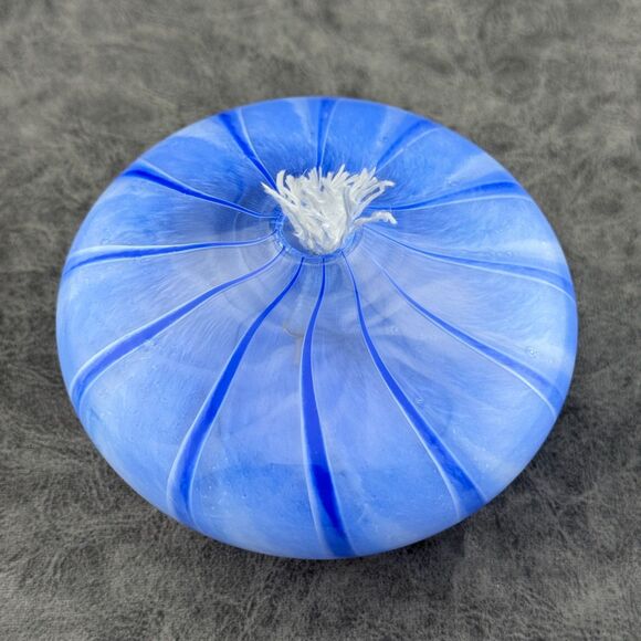 Vintage Intaglio Anton Art Glass Round Oil Lamp Blue Swirl Hand-blown Wick 4.5" - Picture 1 of 9